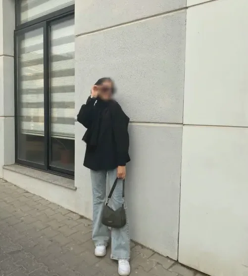 Aino, 26