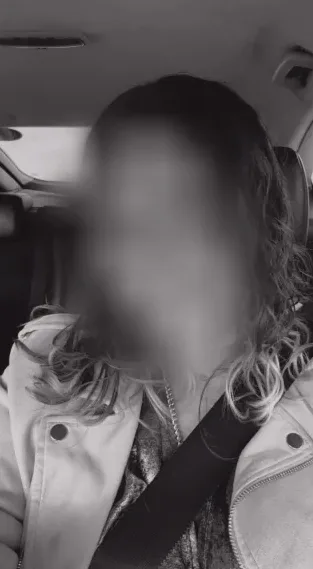 Aino, 23