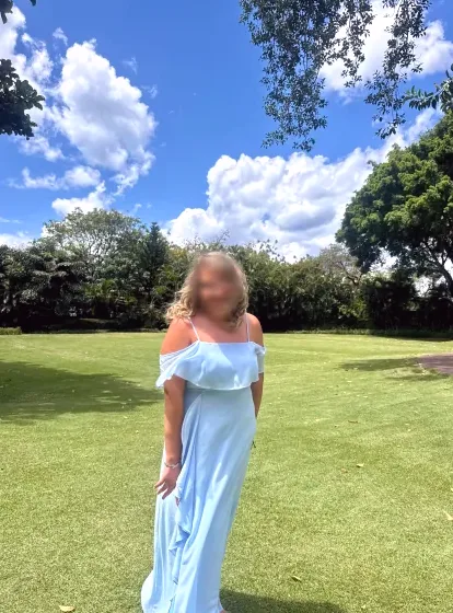 Amina, 29
