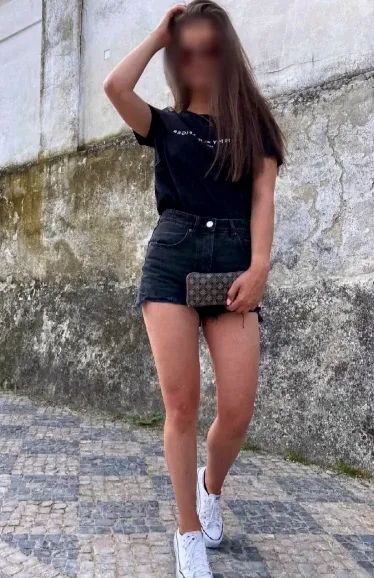 Aurora, 33
