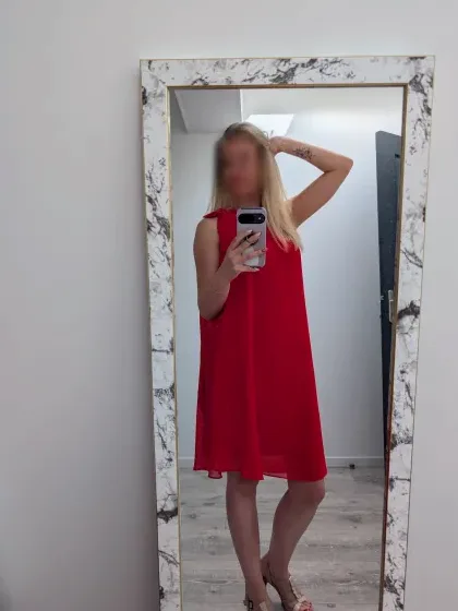 Fatima, 30