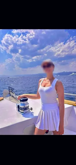 Natalia, 33
