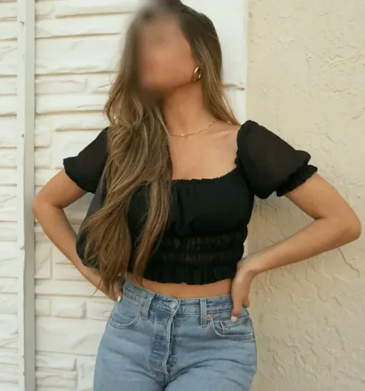 Paula, 34