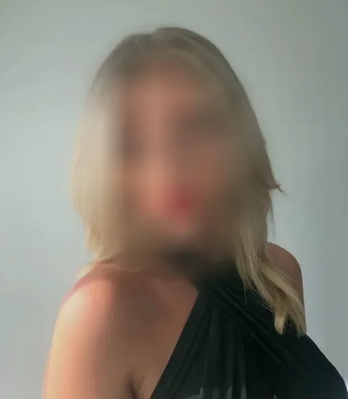 Susanna, 32