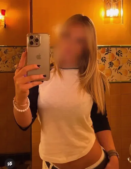 Vilma, 29