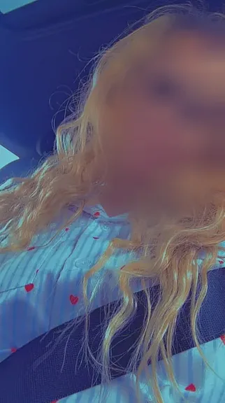 Wilhelmina, 28